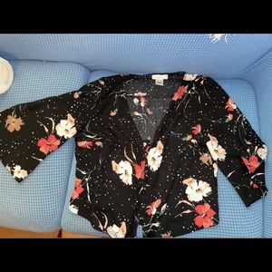 Boutique tie front top